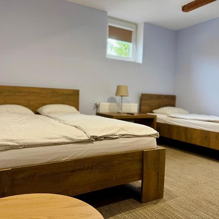 Restauracja Ibiza Lejlighedshotel Ludwikowice Kłodzkie Eksteriør billede